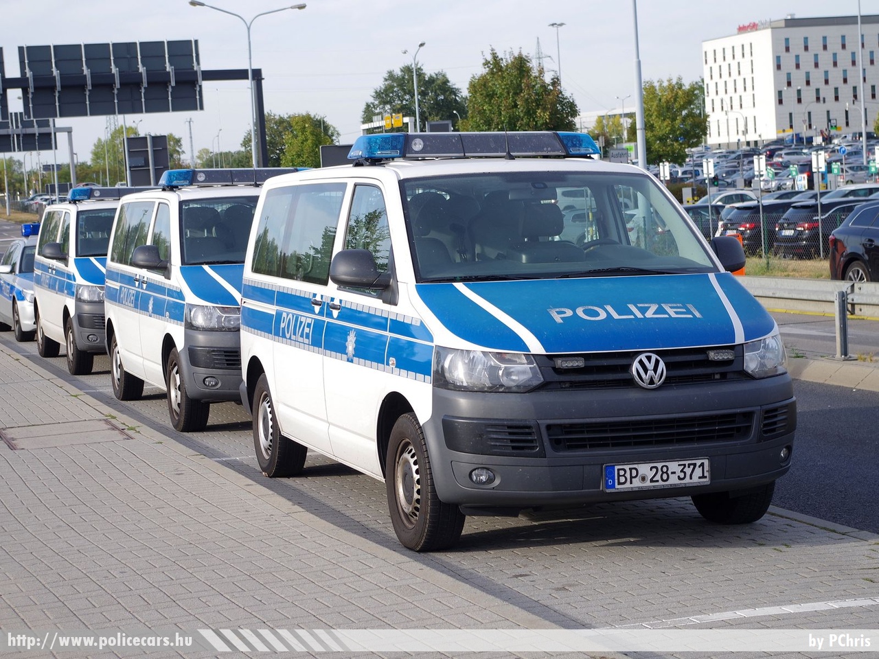 Volkswagen Transporter T5, fotó: PChris
Keywords: német Németország rendőr rendőrautó rendőrség german Germany police policecar