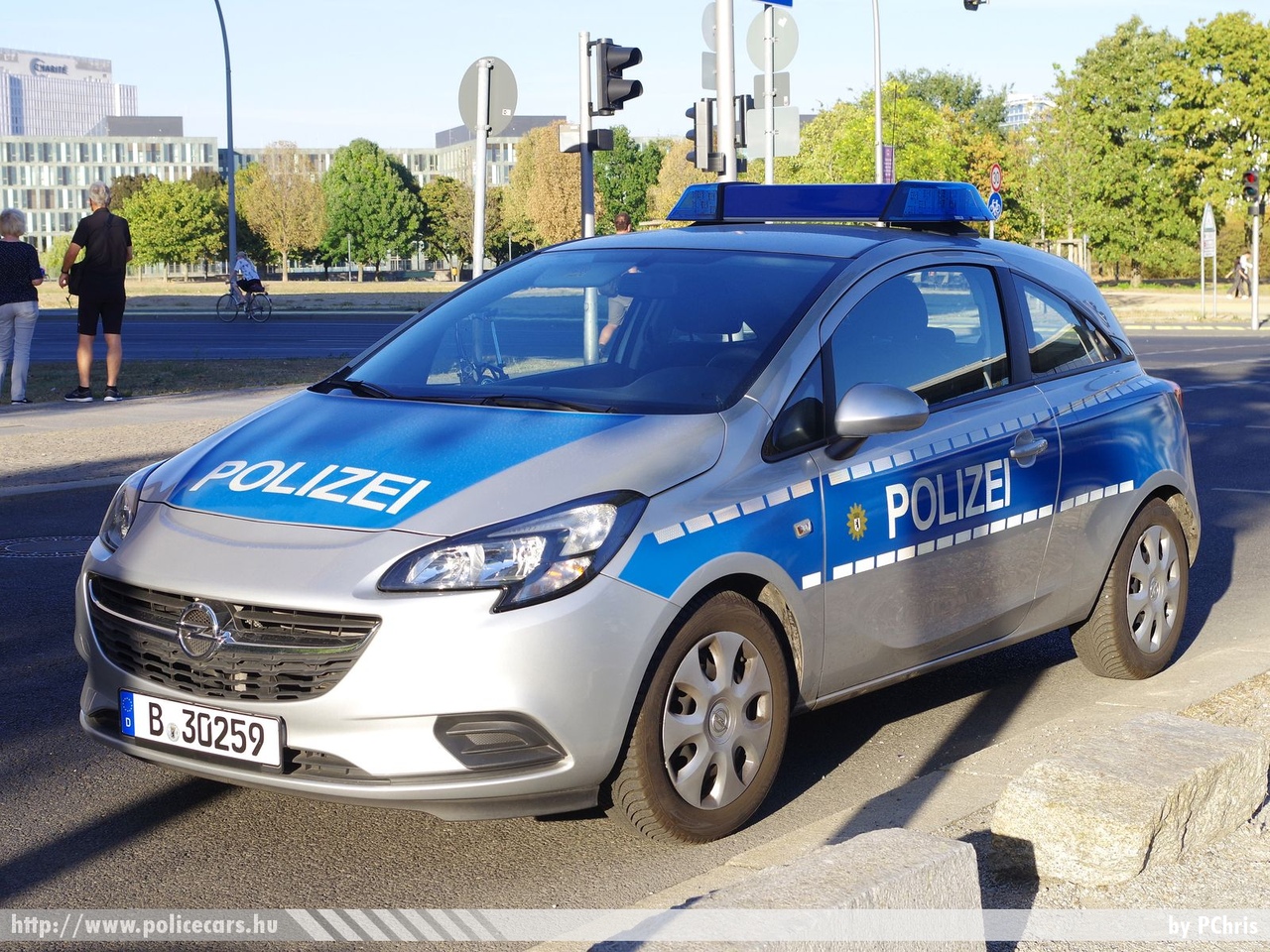 Opel Corsa E, fotó: PChris
Keywords: német Németország rendőr rendőrautó rendőrség german Germany police policecar