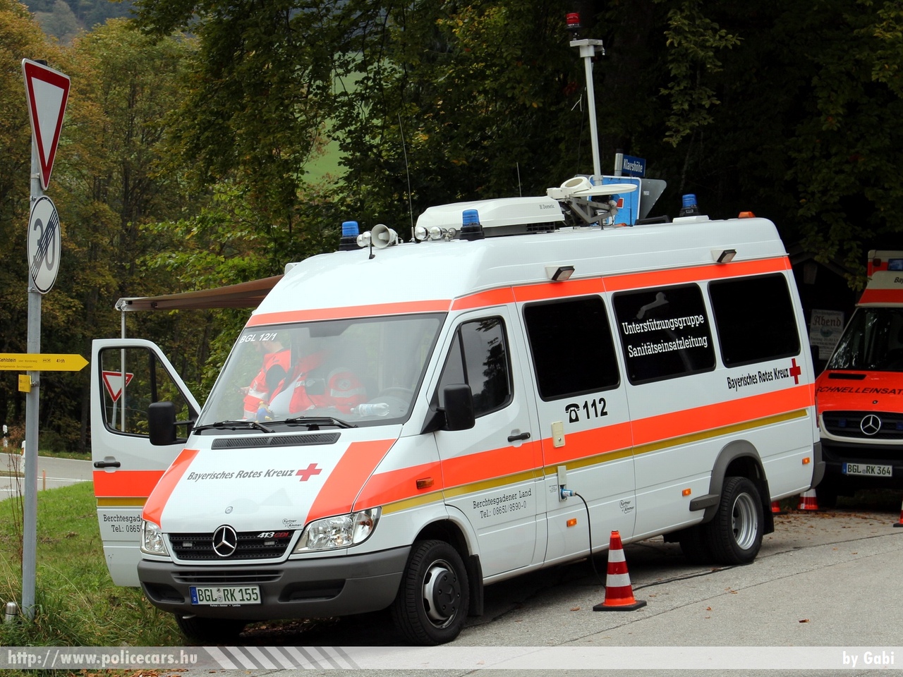 Mercedes Sprinter, fotó: Gabi
Keywords: ambulance német Németország mentő mentőautó Germany german