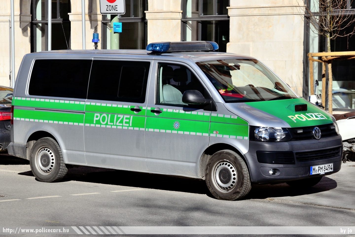 Volkswagen Transporter T5, fotó: jo
Keywords: német Németország rendőr rendőrautó rendőrség german Germany police policecar