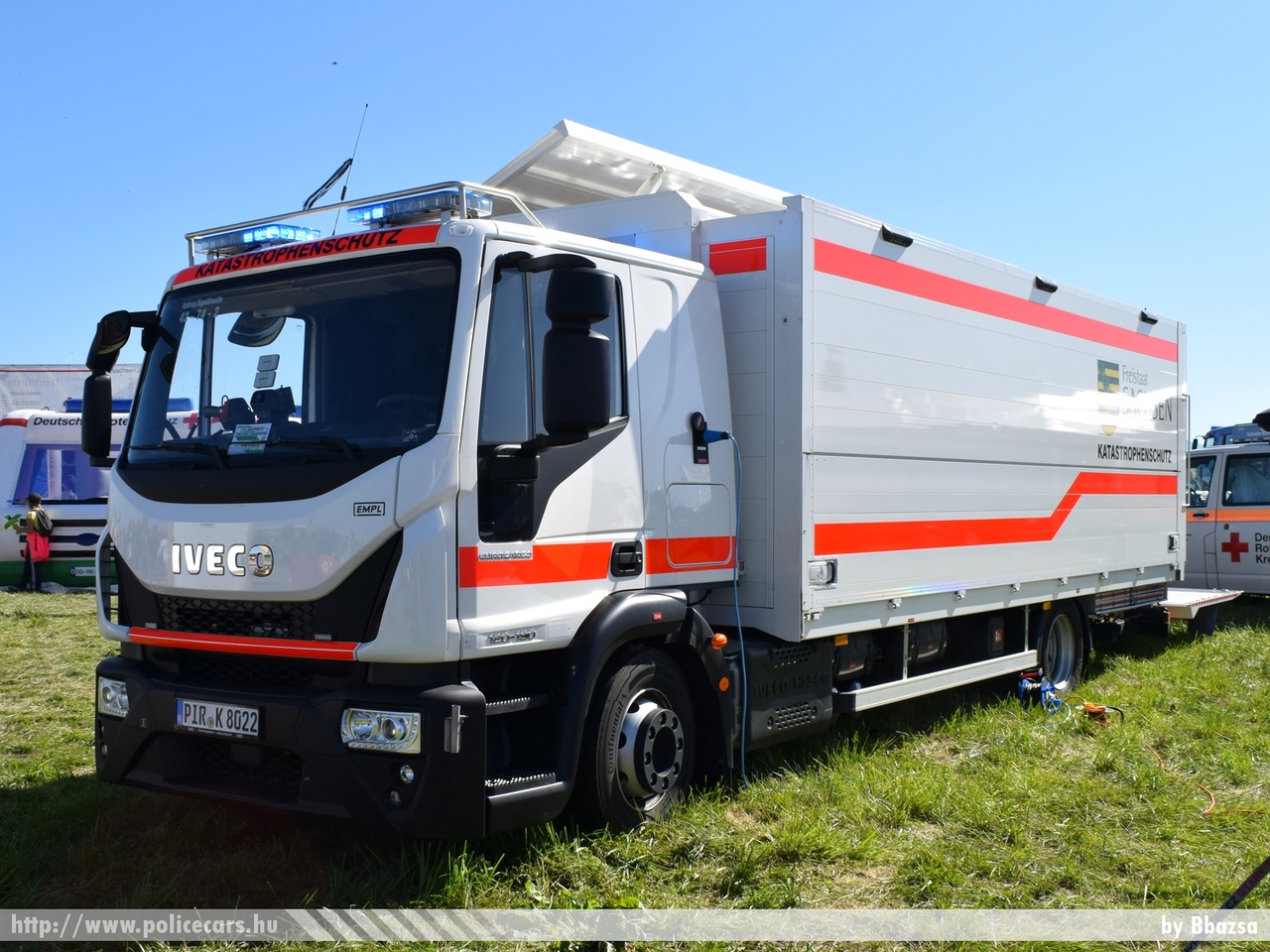 Iveco EuroCargo, fotó: Bbazsa
Keywords: ambulance német Németország mentő mentőautó Germany german