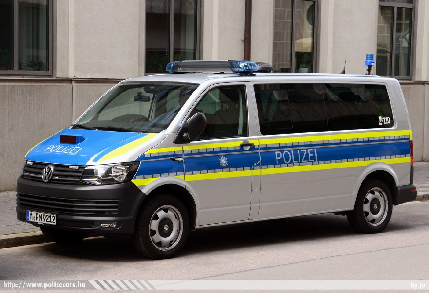 Volkswagen Transporter T6, fotó: jo
Keywords: német Németország rendőr rendőrautó rendőrség german Germany police policecar