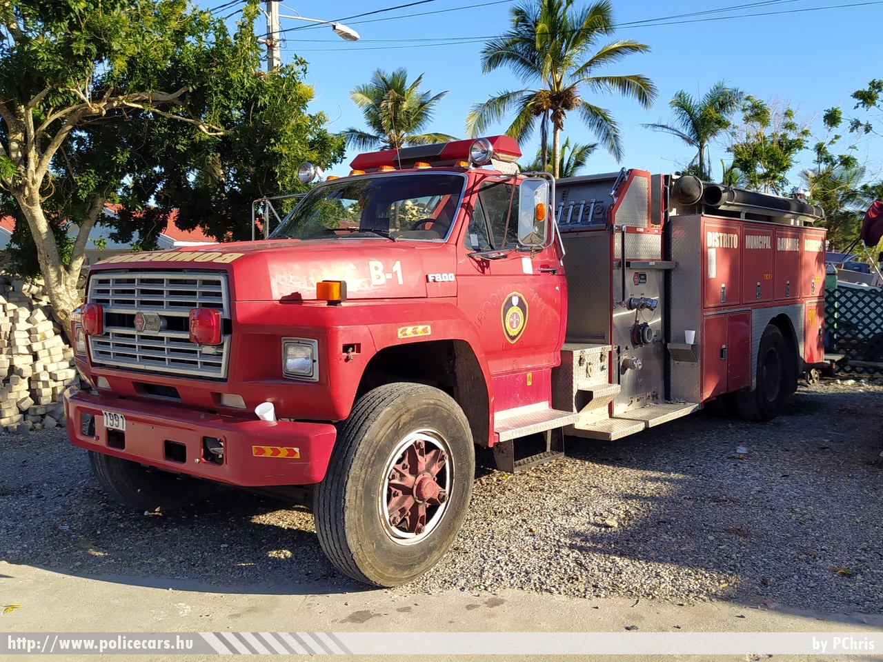Ford F-800 Fort Garry 840/800, Cuerpo de Bomberos de Bayahibe, fotó: PChris
Keywords: tűzoltó tűzoltóautó tűzoltóság dominikai Dominikai Köztársaság fire firetruck dominican republic