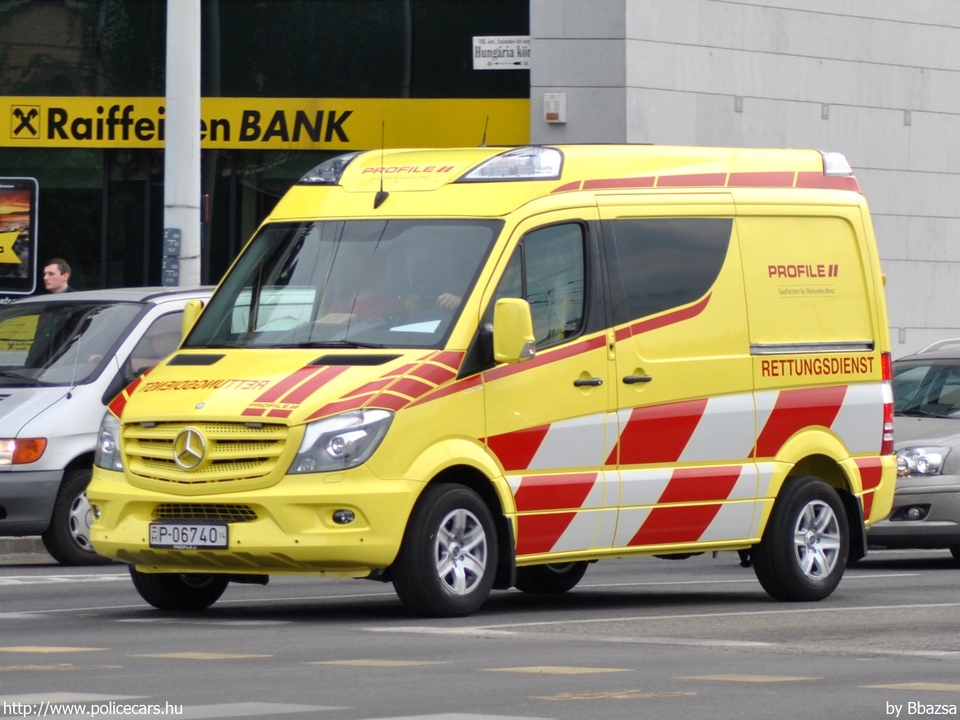 Mercedes-Benz Sprinter II facelift PROFILE, fotó: Bbazsa
Keywords: mentő mentőautó ambulance