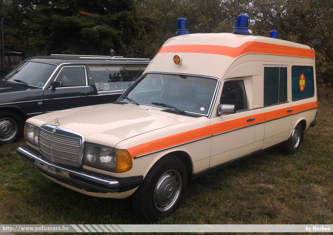 Mercedes-Benz W123 Binz, fotó: Norbee
Keywords: mentő mentőautó ambulance