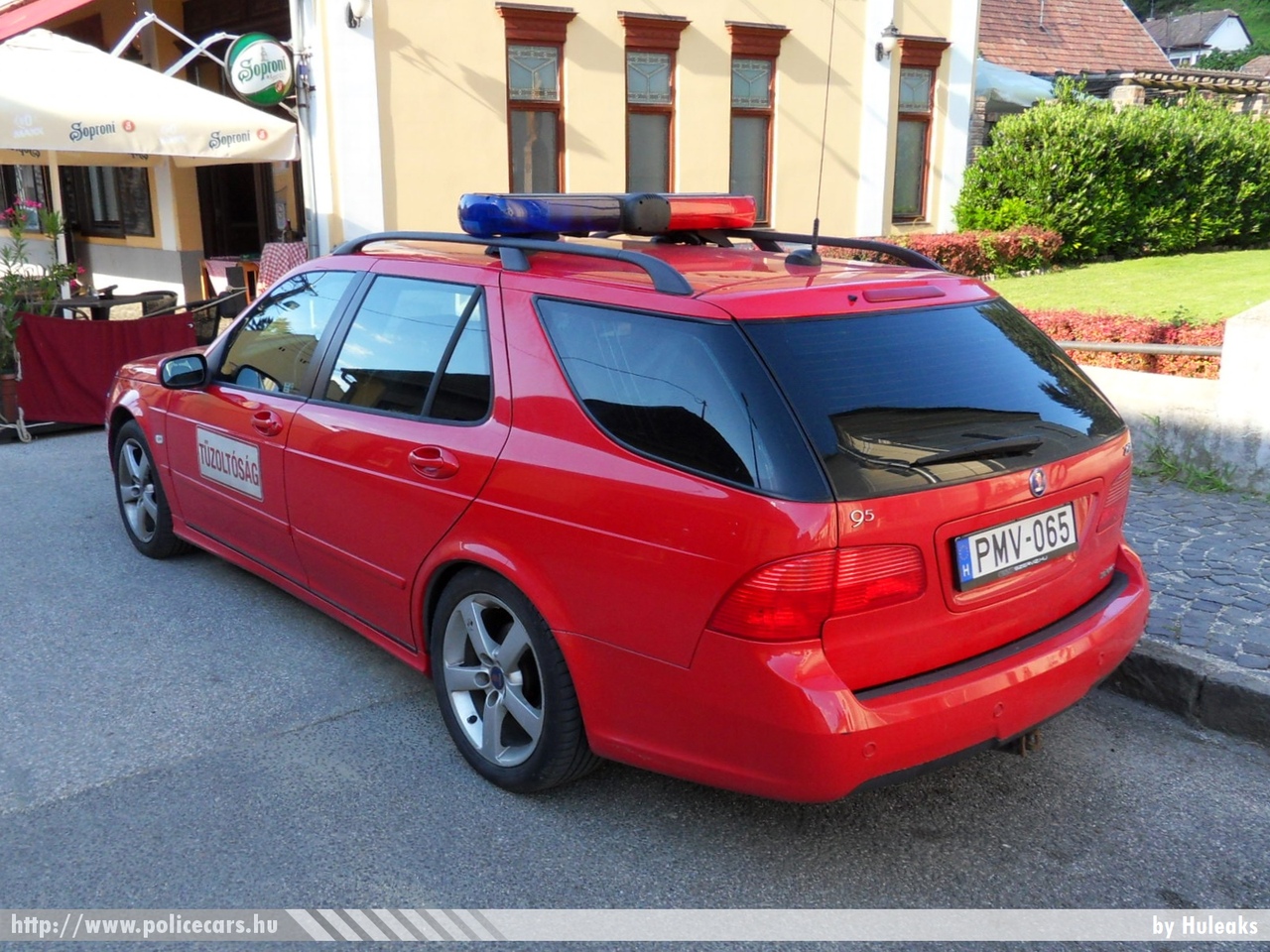 Saab 9-5, Visegrádi Önkéntes Tûzoltó Egyesület, fotó: Huleaks
Keywords: tûzoltó tûzoltóautó ÖTE fire firetruck hungarian Hungary magyar Magyarország