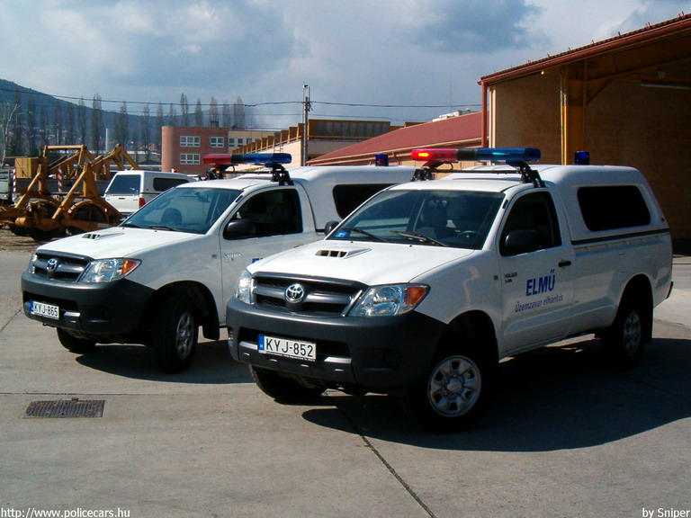 Toyota Hilux, fotó: Sniper
Keywords: ELMÛ elektromos mûvek KYJ-865 KYJ-852