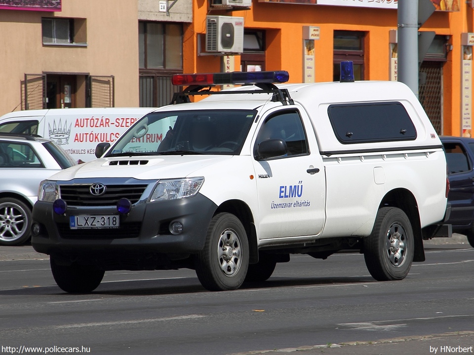 Toyota Hilux, fotó: HNorbert
Keywords: ELMÛ elektromos mûvek LXZ-318