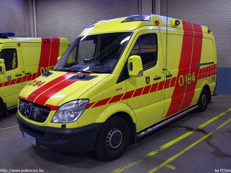 Mercedes-Benz Sprinter II, Oulu, fotó: PChris
Keywords: finn Finnország mentő mentőautó