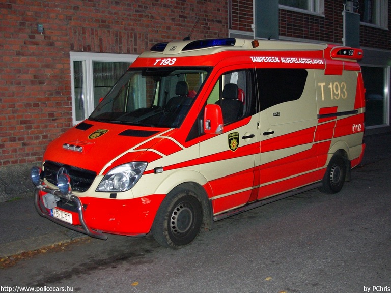 Mercedes-Benz Sprinter II, Tampere, fotó: PChris
Keywords: finn Finnország mentő mentőautó