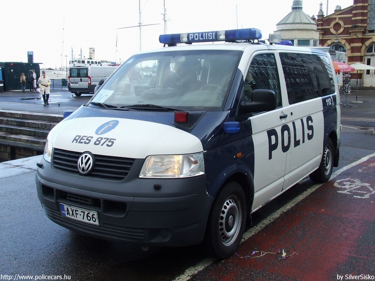 Volkswagen Transporter T5, fotó: SilverSisko
Keywords: rendőr rendőrautó rendőrség finn Finnország