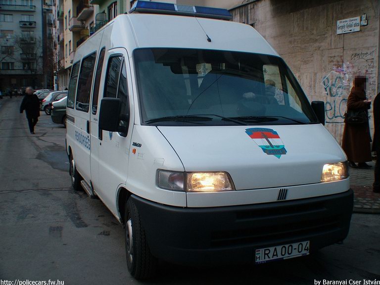 Fiat Ducato, fotó: Baranyai Cser István
Keywords: rendőr rendőrautó rendőrség RA00-04