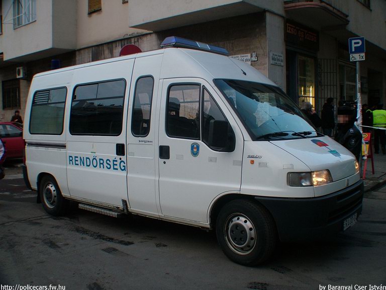 Fiat Ducato, fotó: Baranyai Cser István
Keywords: rendőr rendőrautó rendőrség RA00-04