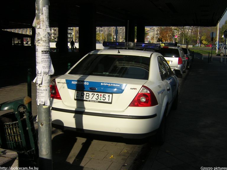 Ford Mondeo, fotó: Gzozzo pictures
Keywords: rendőrség rendőrautó rendőr RB73-51 magyar Magyarország 