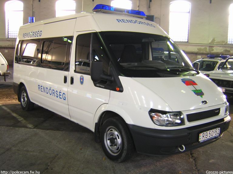 Ford Transit, fotó: Gzozzo pictures
Keywords: rendőrség rendőrautó rendőr RB50-52 magyar Magyarország