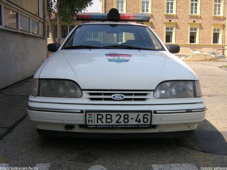 Ford Scorpio, fotó: Gzozzo pictures
Keywords: rendőrség rendőrautó rendőr magyar Magyarország RB28-46