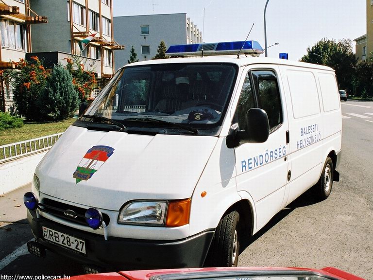 Ford Transit
Keywords: rendőrség rendőrautó rendőr magyar Magyarország RB28-27