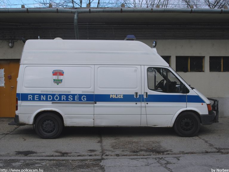 Ford Transit, Pest Megyei Rendõr-fõkapitányság, fotó: Norbee
Keywords: rendőrség rendőrautó rendőr magyar Magyarország