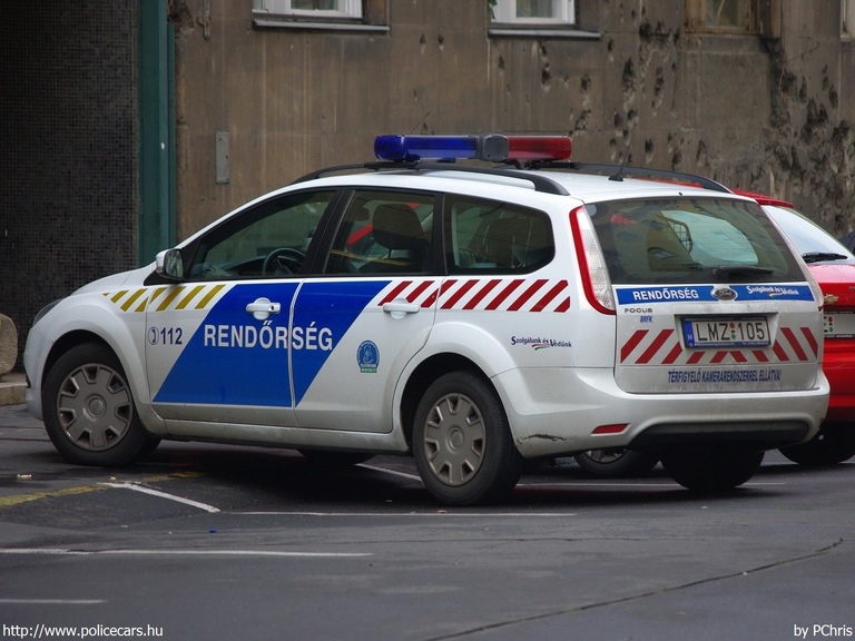 Ford Focus, fotó: PChris
Keywords: rendőr rendőrautó rendőrség magyar Magyarország LMZ-105