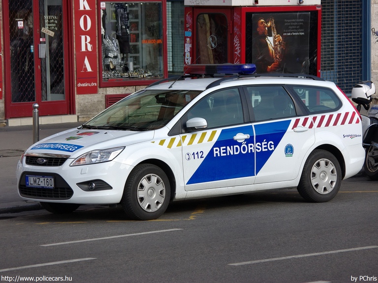 Ford Focus, fotó: PChris
Keywords: rendőr rendőrautó rendőrség magyar Magyarország LMZ-160