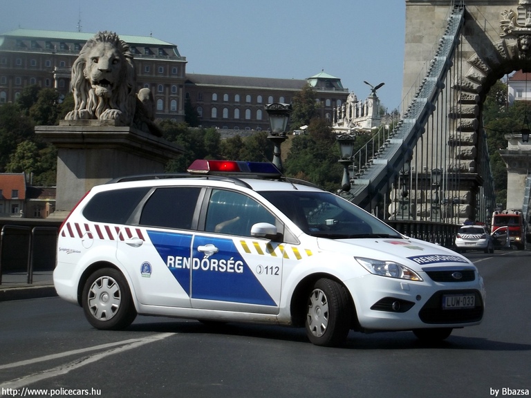Ford Focus, fotó: Bbazsa
Keywords: rendőr rendőrautó rendőrség magyar Magyarország LUW-033