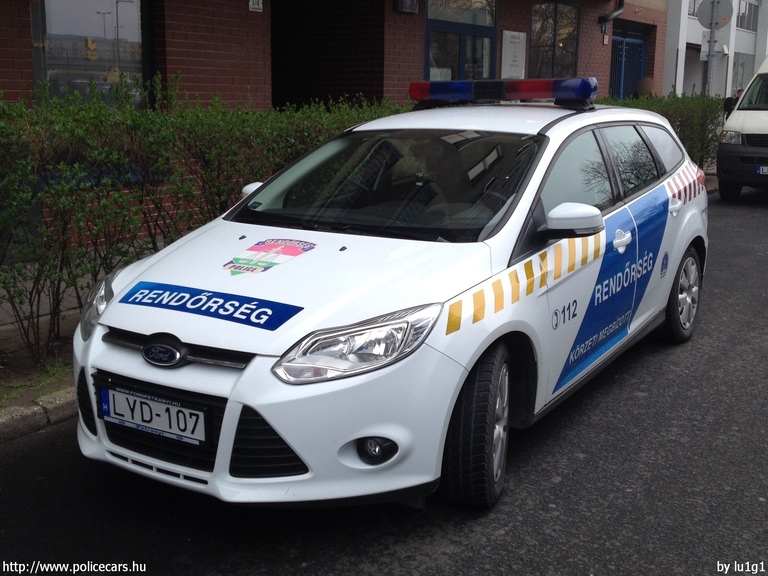 Ford Focus, fotó: lu1g1
Keywords: rendőr rendőrautó rendőrség magyar Magyarország LYD-107