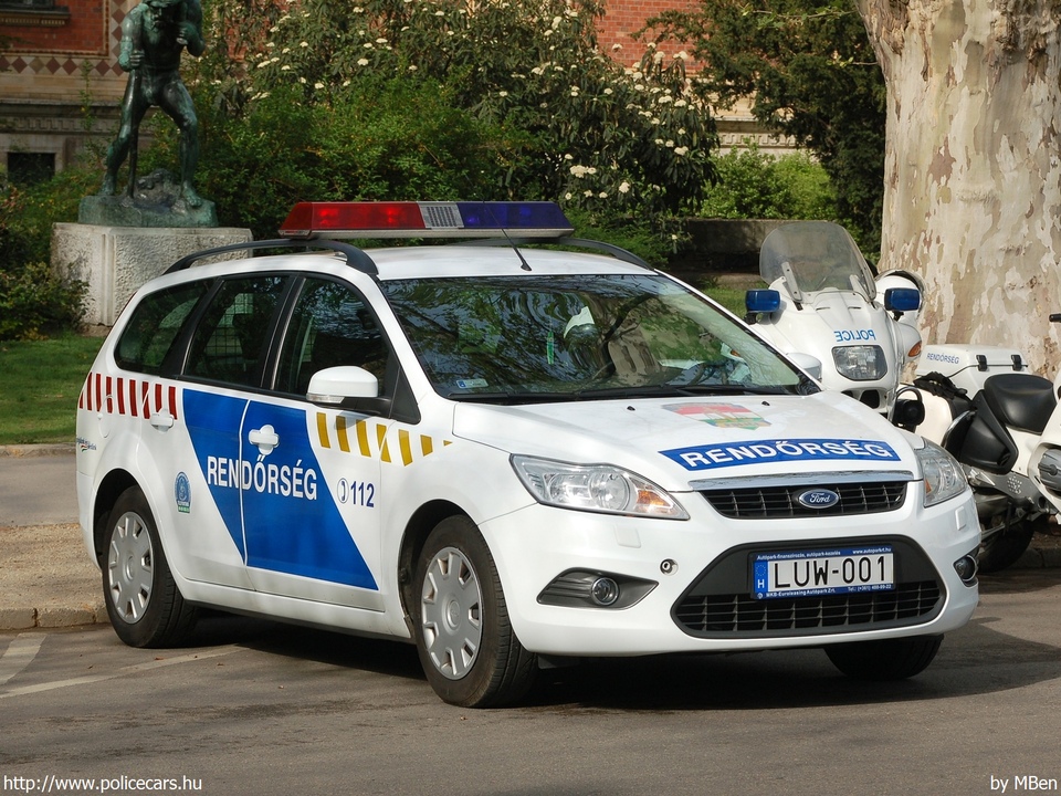 Ford Focus, fotó: MBen
Keywords: rendőr rendőrautó rendőrség magyar Magyarország LUW-001 hungarian Hungary police policecar