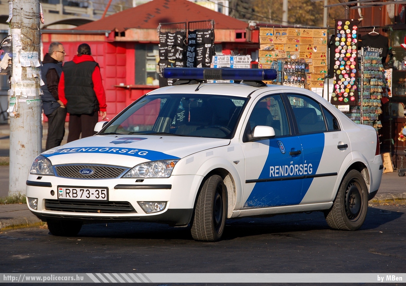 Ford Mondeo, fotó: MBen
Keywords: rendőr rendőrautó rendőrség magyar Magyarország hungarian Hungary police policecar RB73-35
