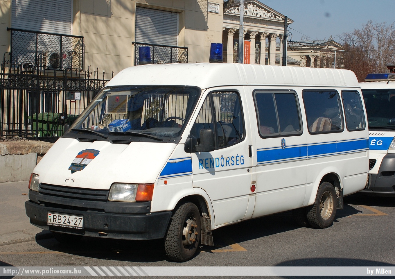 Ford Transit, fotó: MBen
Keywords: rendőr rendőrautó rendőrség magyar Magyarország hungarian Hungary police policecar RB24-27