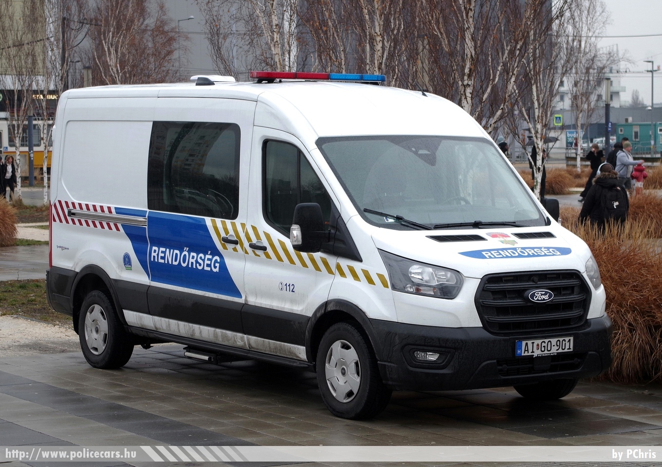 Ford Transit, fotó: PChris
Keywords: rendőr rendőrautó rendőrség magyar Magyarország hungarian Hungary police policecar AIGO-901