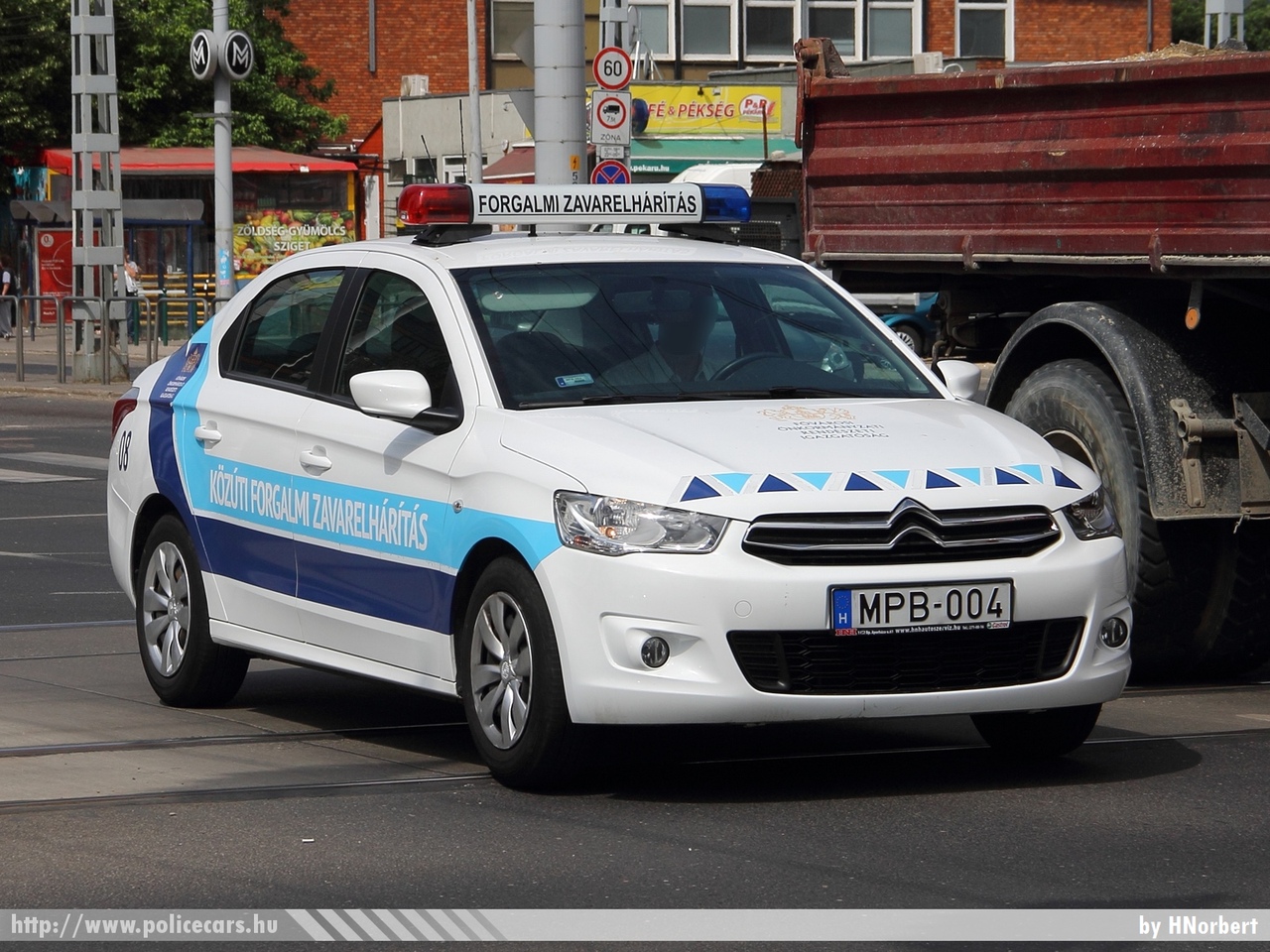 Citroen C-Elysée, Fõvárosi Önkormányzati Rendészeti Igazgatóság, fotó: HNorbert
Keywords: magyar Magyarország Hungary hungarian fori MPB-004