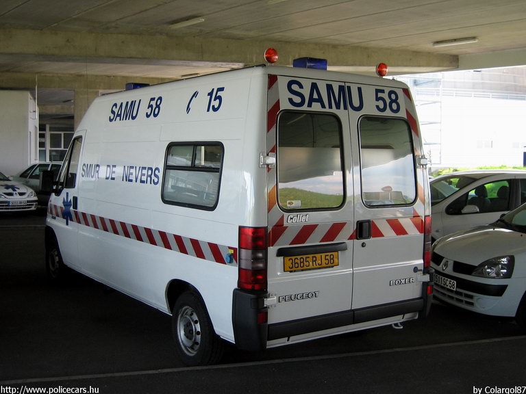 Peugeot Boxer, fotó: Colargol87
Keywords: mentő mentőautó Franciaország francia