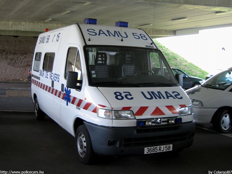 Peugeot Boxer, fotó: Colargol87
Keywords: mentő mentőautó Franciaország francia