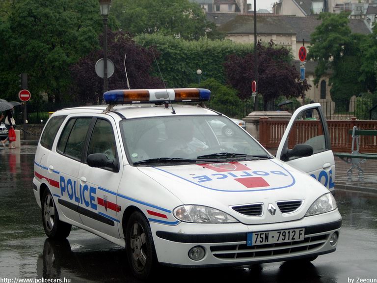 Renault Megane, fotó: Zeegun
Keywords: rendőr rendőrautó rendőrség Franciaország francia
