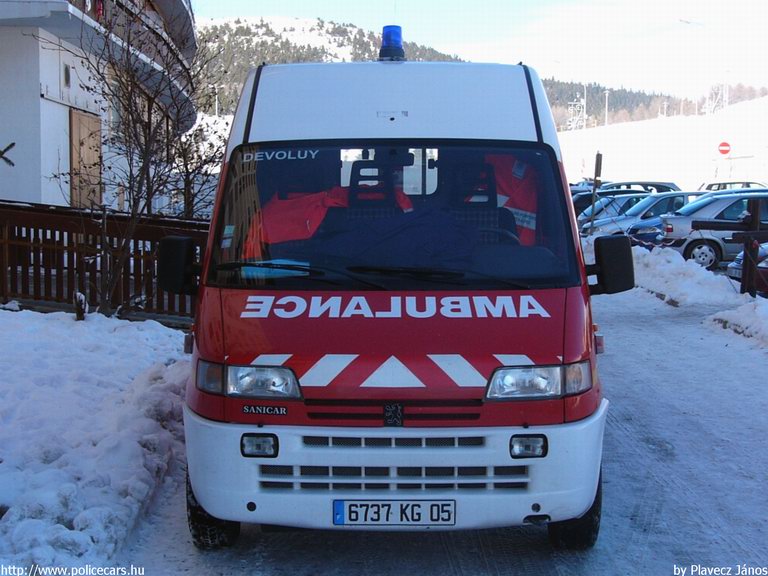 Peugeot Boxer, fotó: Plavecz János
Keywords: mentő mentőautó Franciaország francia