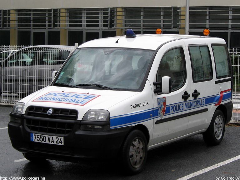 Fiat Doblo, fotó: Colargol87
Keywords: rendőr rendőrautó rendőrség Franciaország francia