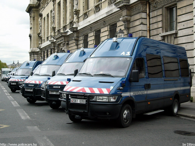 Iveco Daily, fotó: DBiro
Keywords: rendőr rendőrautó rendőrség Franciaország francia Gendarmerie csendőrség