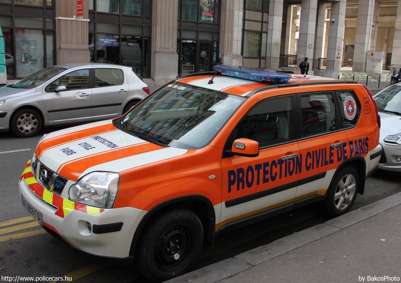 Nissan X-Trail, fotó: BakosPhoto
Keywords: polgári védelem francia Franciaország
