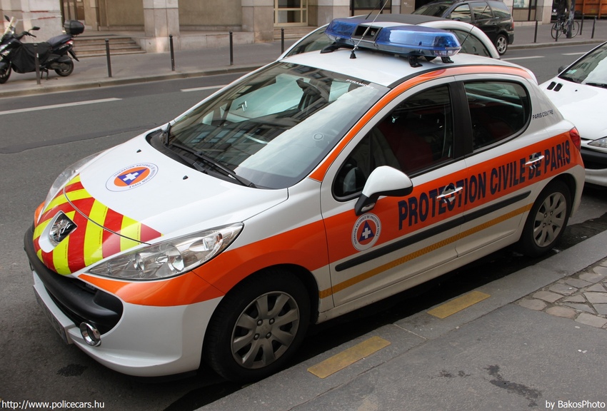 Peugeot 207, fotó: BakosPhoto
Keywords: polgári védelem francia Franciaország