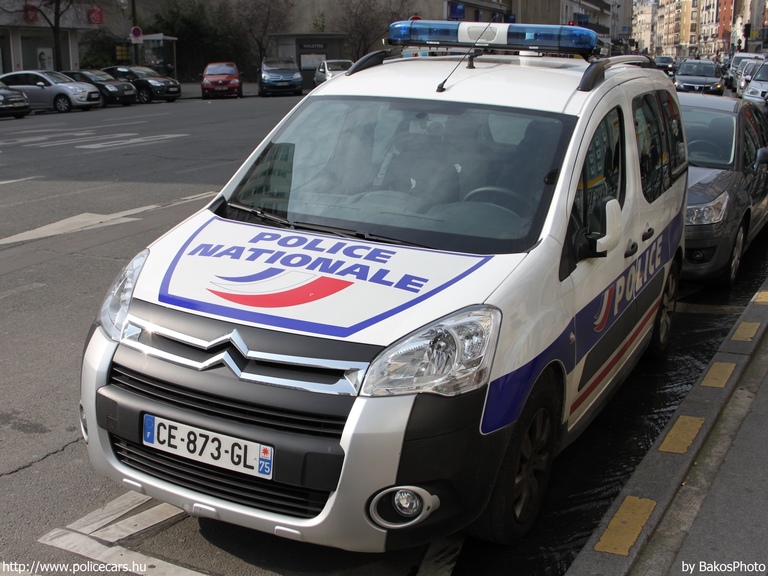 Citroen Berlingo, fotó: BakosPhoto
Keywords: rendőr rendőrautó rendőrség francia Franciaország