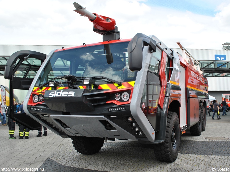 Rheinmetall SIDES Sentinel 12500, fotó: Bbazsa
Keywords: francia tûzoltó tûzoltóautó tûzoltóság Franciaország