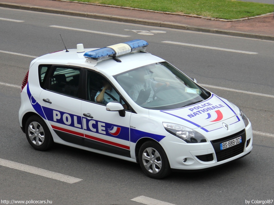 Renault, fotó: Colargol87
Keywords: francia Franciaország rendőr rendőrautó rendőrség