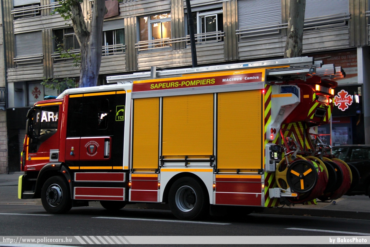 Iveco EuroCargo 140-280 Magirus Camiva, Service Départemental d'Incendie et de Secours (SDIS 31), fotó: BakosPhoto
Keywords: francia tûzoltó tûzoltóautó tûzoltóság Franciaország french fire firetruck