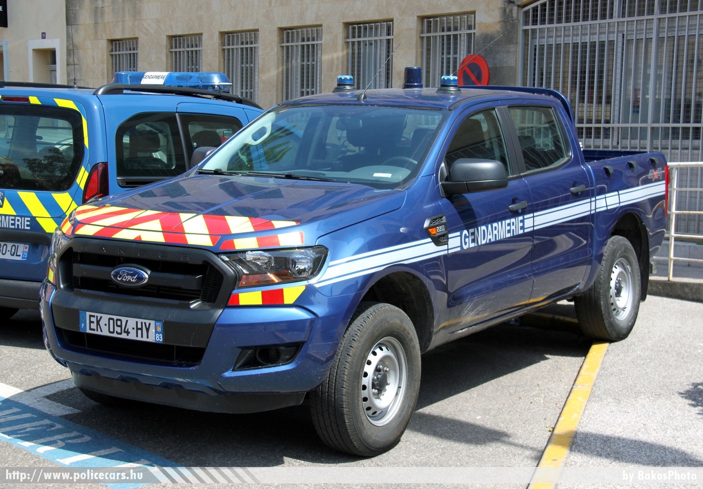 Ford Ranger, Gendarmerie, fotó: BakosPhoto
Keywords: francia Franciaország rendőr rendőrautó rendőrség french France police policecar military katonai