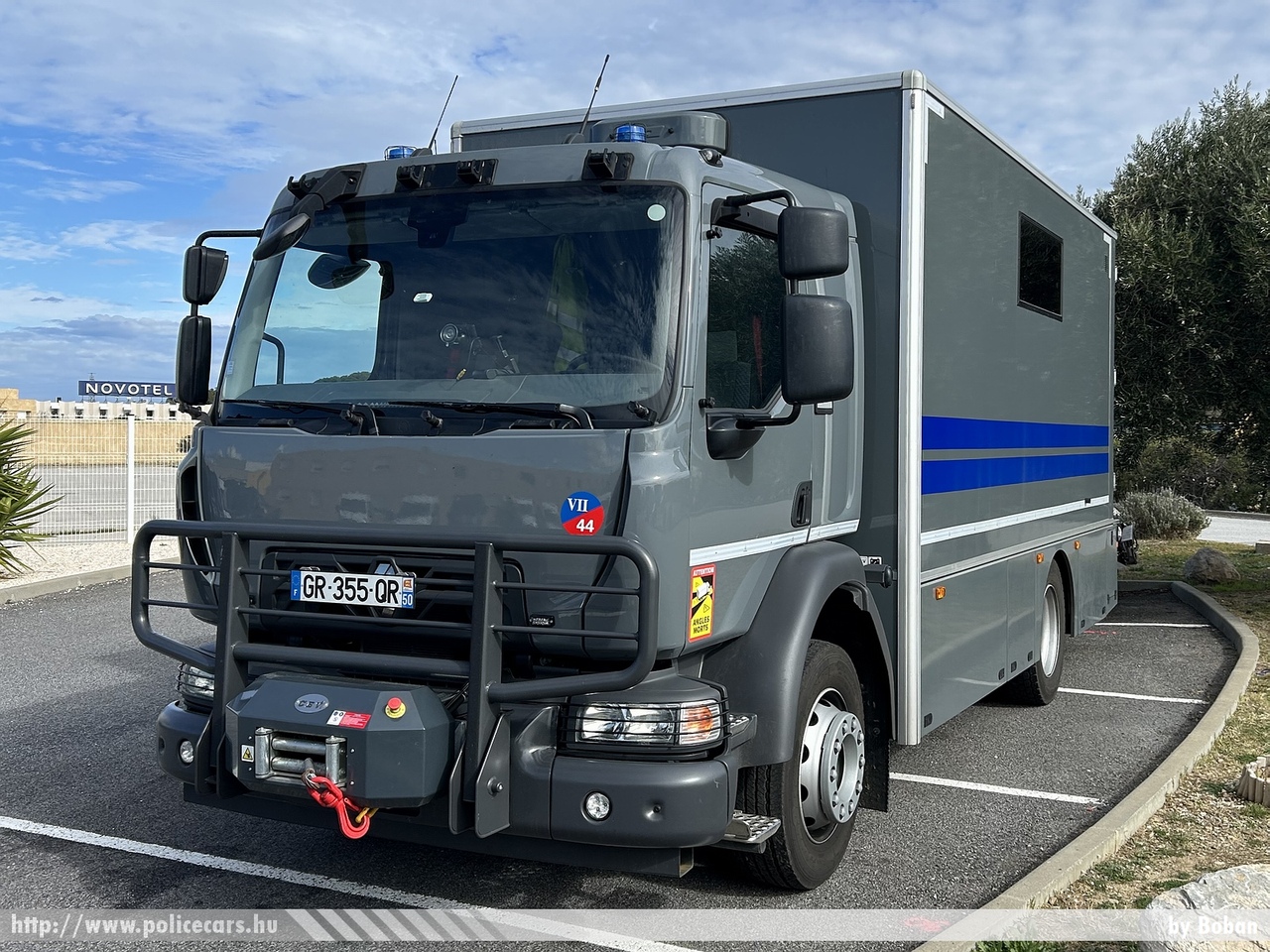 Renault Midlum, Compagnies Républicaines de Sécurité (CRS), fotó: Boban
Keywords: francia Franciaország rendőr rendőrautó rendőrség french France police policecar