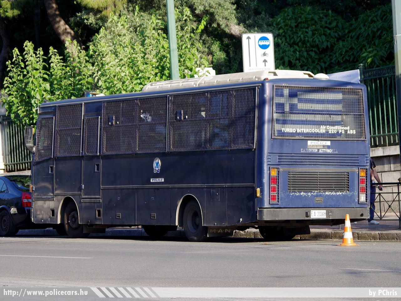 Sfakianakis NS300, fotó: PChris
Keywords: görög Görögország rendőr rendőrautó rendőrség Greece greek police policecar