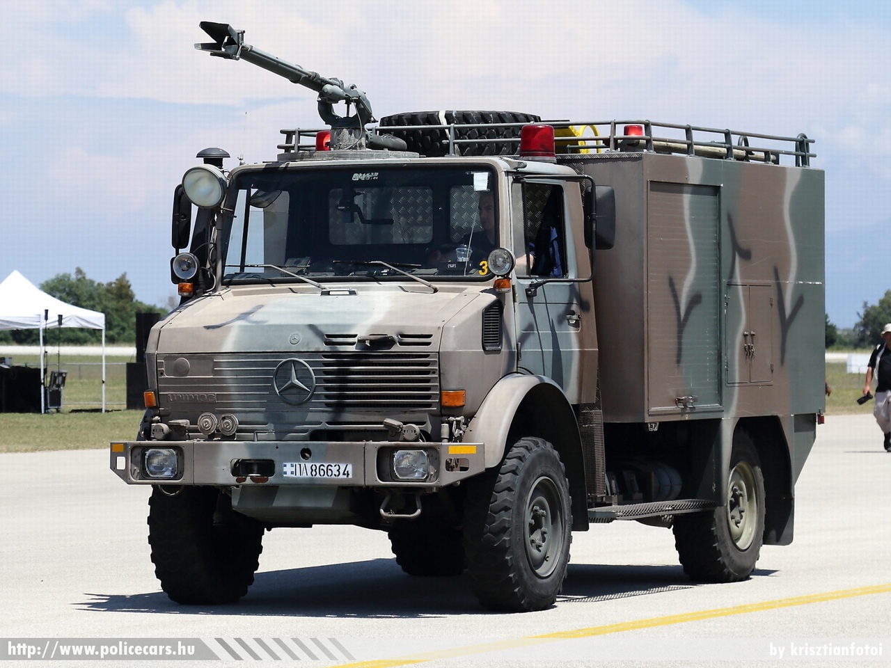 Mercedes Unimog, görög légierõ, fotó: krisztianfotoi
Keywords: görög Görögország tûzoltó tûzoltóautó tûzoltóság Greece greek fire firetruck military katonai