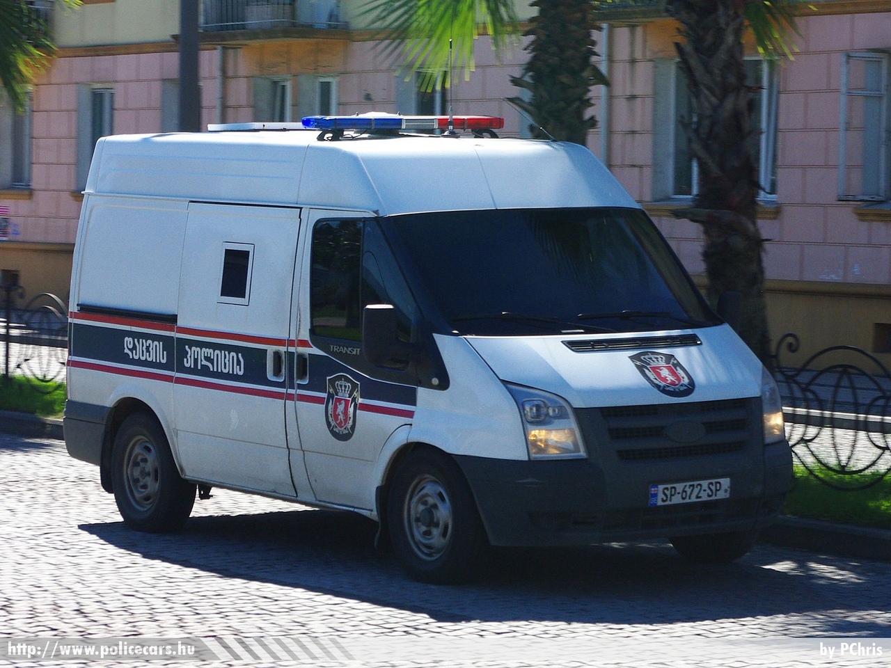 Ford Transit, fotó: PChris
Keywords: grúz Grúzia Georgia georgian rendőr rendőrautó rendőrség police policecar
