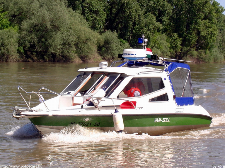 fotó: korij
Keywords: hajó magyar Magyarország vám- és pénzügyőrség vpop