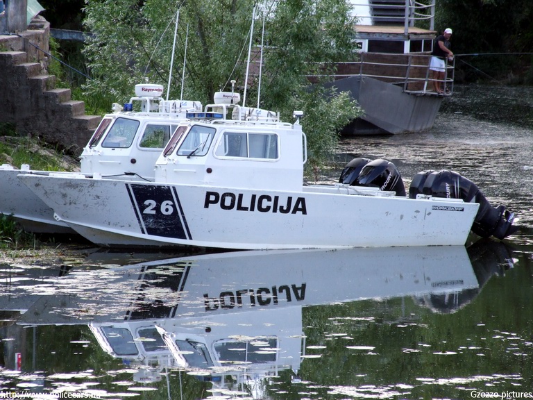 Montenegró, fotó: Gzozzo pictures
Keywords: hajó Montenegró montenegrói crna gora rendőrség rendőr rendőrhajó